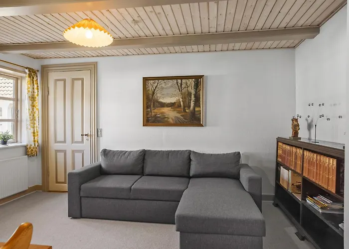 דירה 2 Bedroom Awesome In