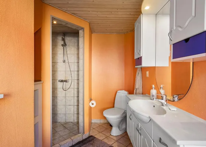 Apartamento 2 Bedroom Awesome In